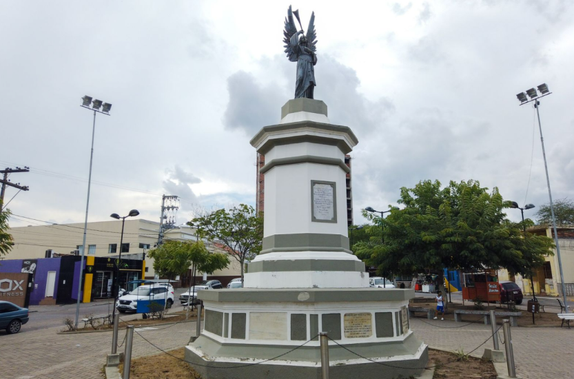 ANUNCIE OUTDOOR EM VIT&Oacute;RIA DE SANTO ANT&Atilde;O